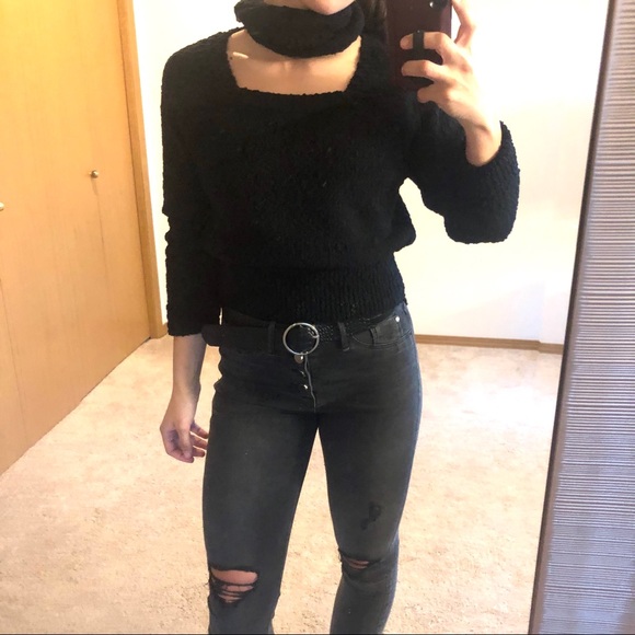 Like new choker sweater with square neck sz XS - Picture 5 of 5